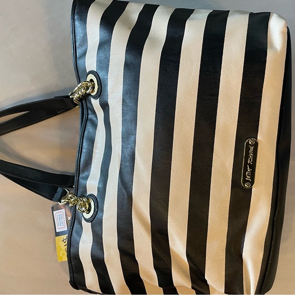 Black & White Striped Medium Bag With Pink Bow